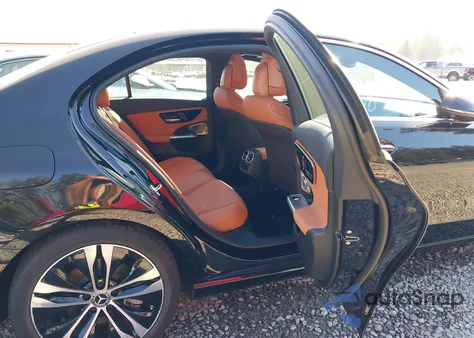 2022 Mercedes-Benz C 300 4Matic from USA, damaged, VIN W1KAF4HB2NR008609